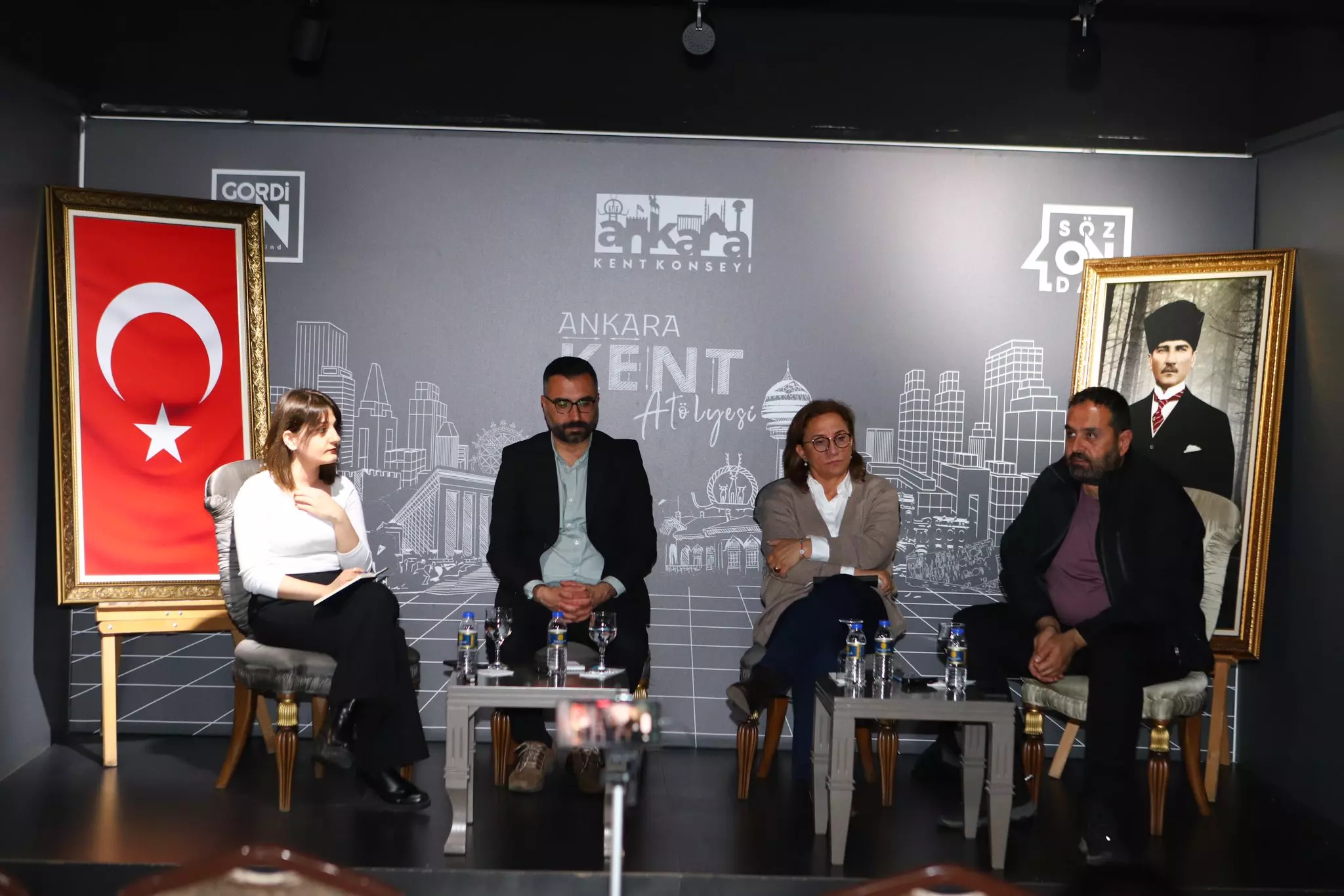 ÇGD Ankara’da ‘deprem bölgesinde gazetecilik’ konuşuldu