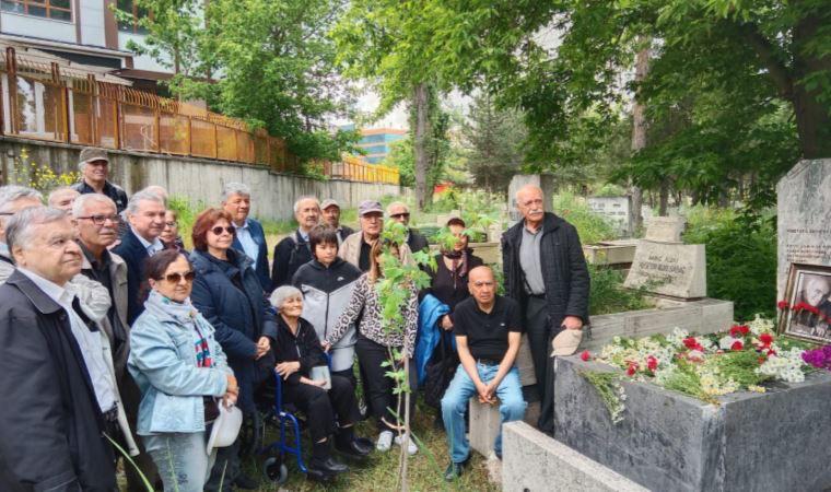 Mustafa Ekmekçi mezarı başında anıldı